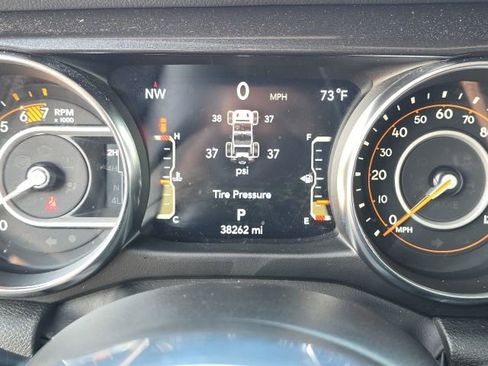 Used 2023 Jeep Wrangler Altitude image 22