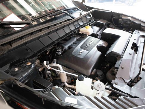 Used 2022 Nissan Pathfinder SV FWD image 32