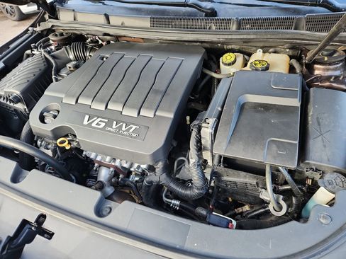 Used 2015 Buick LaCrosse Premium image 16