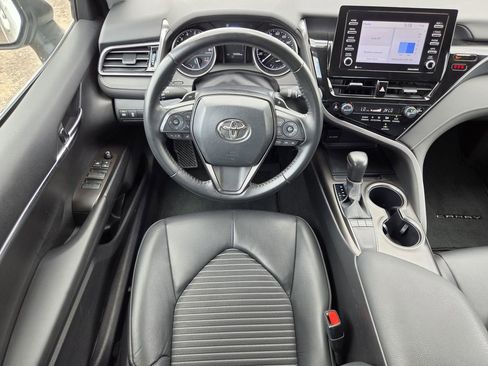 Used 2024 Toyota Camry SE FWD image 14