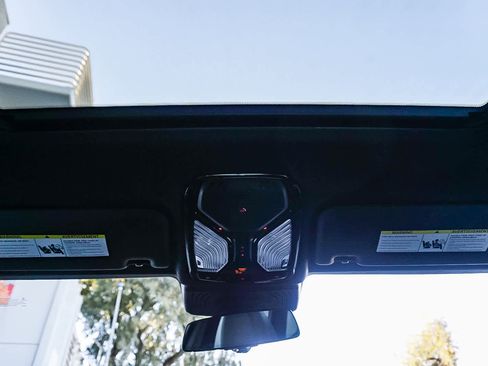 Used 2023 BMW X3 sDrive30i w/ Premium Package image 13