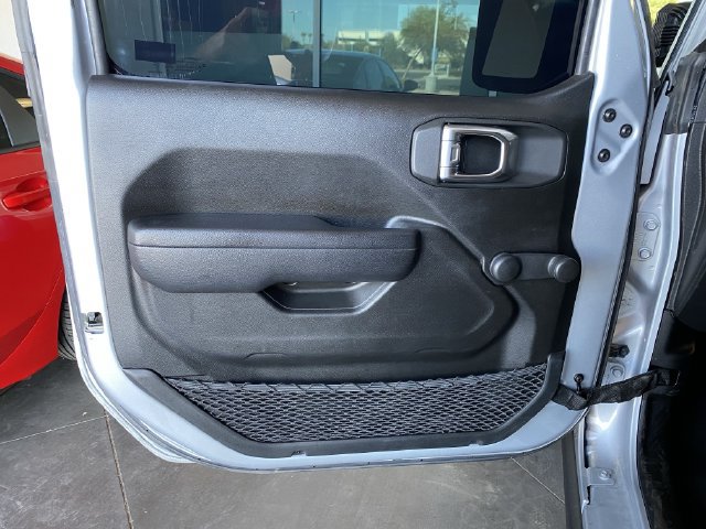 Used 2023 Jeep Wrangler Sport AWD/4WD image 18