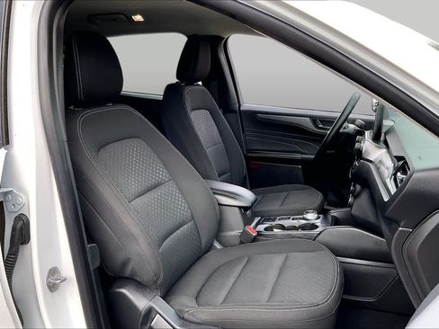 Used 2024 Ford Escape Active FWD image 9