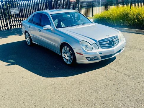 Used 2007 Mercedes-Benz E 350 Sedan image 10