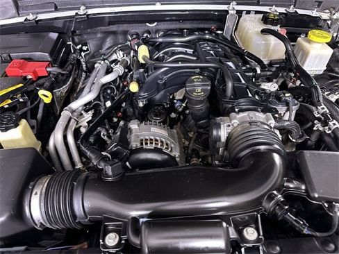 Used 2023 Jeep Gladiator Overland image 31