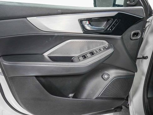 Used 2023 Acura MDX FWD w/ Technology Package image 25