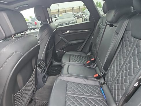 Used 2018 Audi SQ5 Premium Plus w/ Navigation Package AWD/4WD image 14