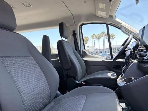 Certified 2023 Ford Transit 350 XLT RWD image 21