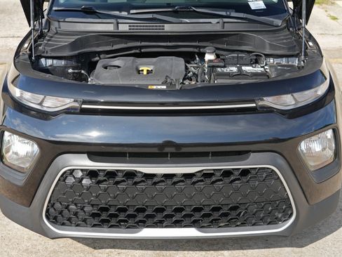 Used 2021 Kia Soul LX FWD image 7