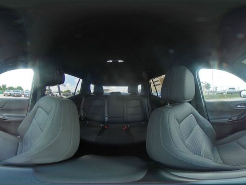 Used 2025 Chevrolet Equinox LT FWD image 42