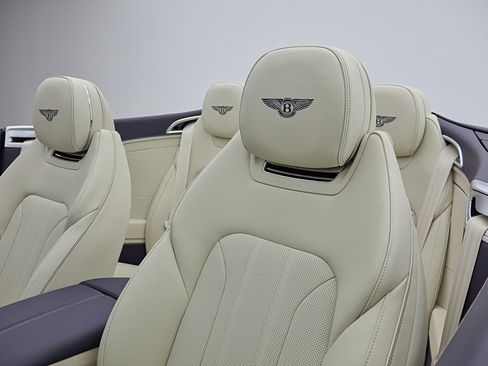 New 2026 Bentley Continental GTC image 42