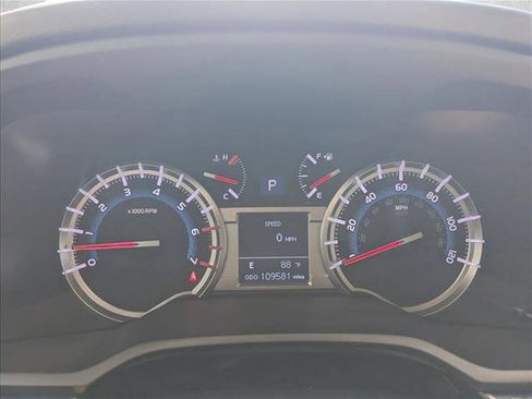 Used 2019 Toyota 4Runner SR5 Premium RWD image 11