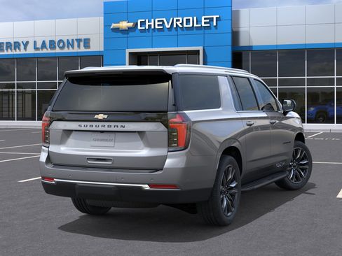 New 2026 Chevrolet Suburban LS AWD/4WD image 6