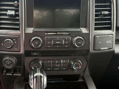 Used 2018 Ford F150 XLT w/ Equipment Group 302A Luxury RWD image 22