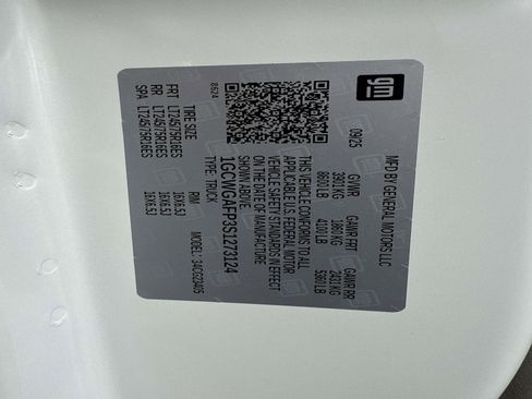 New 2025 Chevrolet Express 2500 w/ Driver Convenience Package image 36