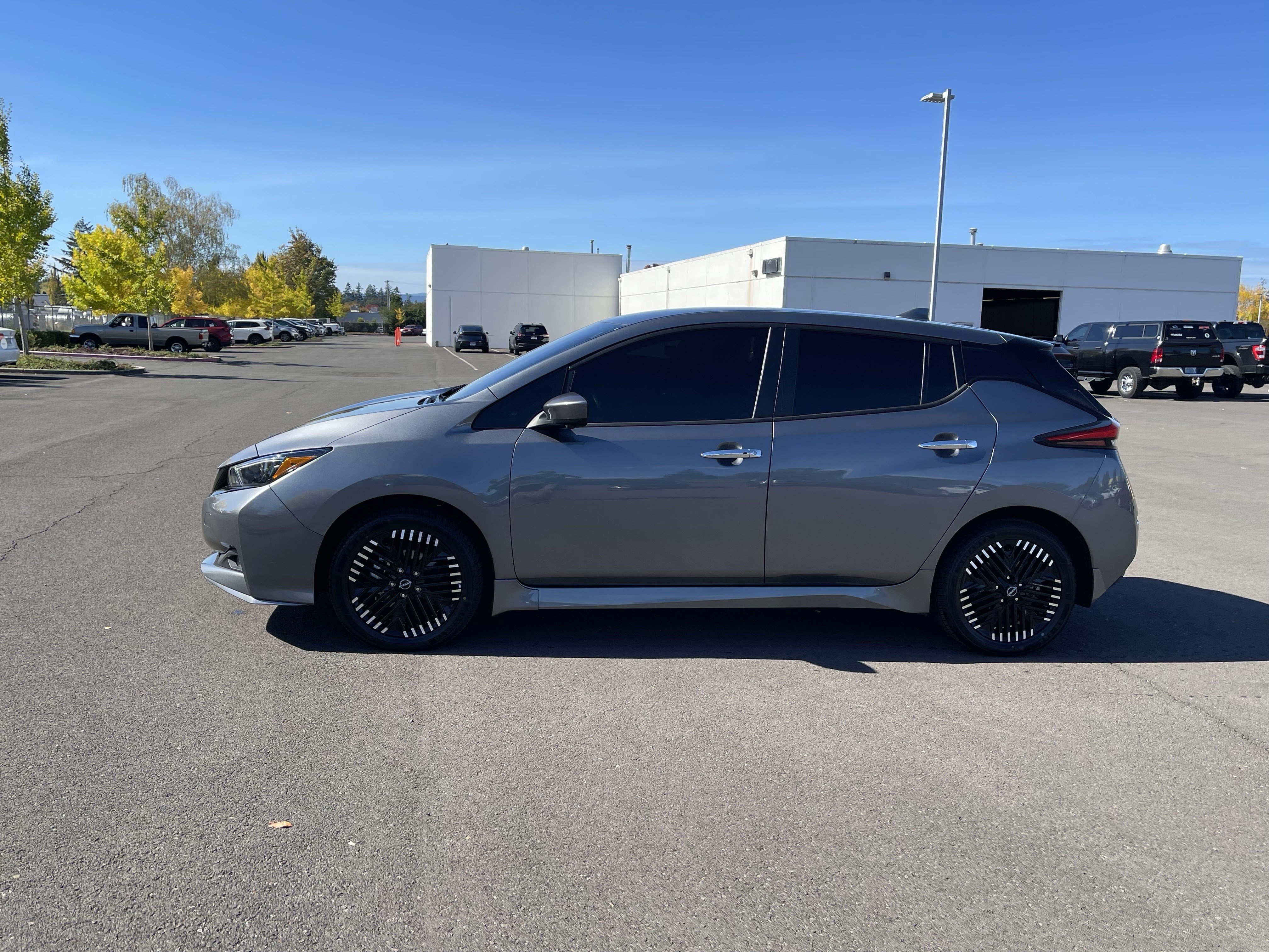 Used 2024 Nissan Leaf SV Plus FWD image 2