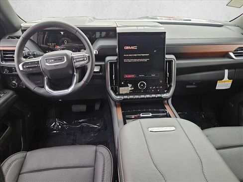 New 2026 GMC Yukon Denali w/ Sun & Power Step Package AWD/4WD image 14