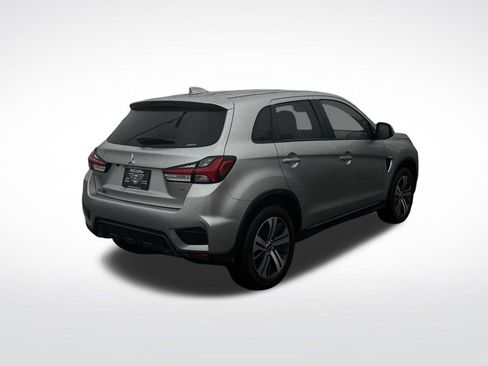 Used 2024 Mitsubishi Outlander Sport SE image 9