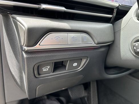 Used 2025 Genesis GV80 2.5T Advanced image 28