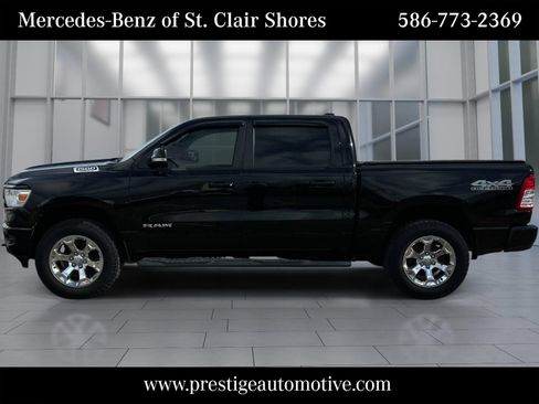Used 2019 RAM 1500 Big Horn AWD/4WD image 2