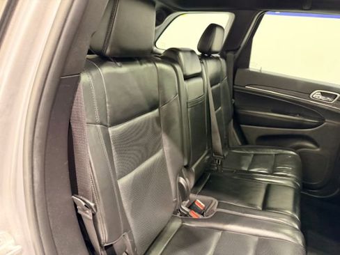 Used 2019 Jeep Grand Cherokee Limited w/ Luxury Group II image 48