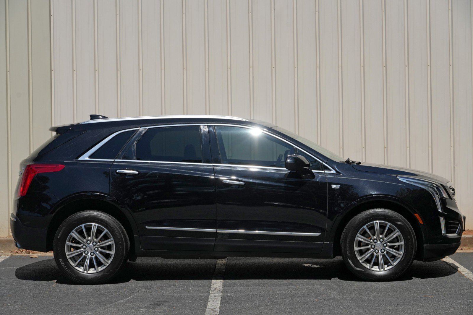 Used 2017 Cadillac XT5 Luxury w/ Driver Awareness Package FWD image 52