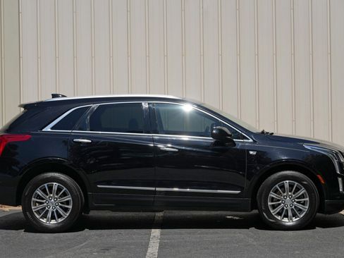 Used 2017 Cadillac XT5 Luxury w/ Driver Awareness Package FWD image 52
