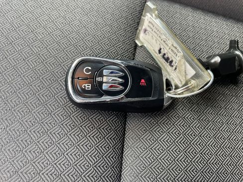 Used 2025 Buick Encore GX Preferred FWD image 24