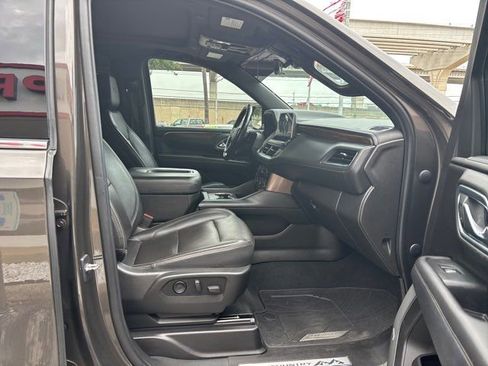 Used 2021 Chevrolet Suburban High Country image 56