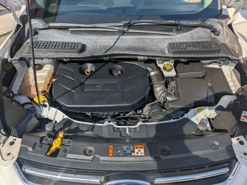 Used 2015 Ford Escape Titanium w/ Equipment Group 301A AWD/4WD image 32