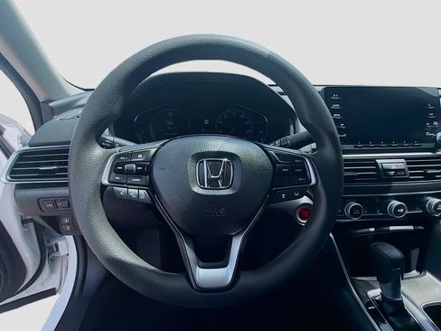 Used 2020 Honda Accord LX image 10