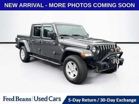 Used 2021 Jeep Gladiator Sport AWD/4WD image 1