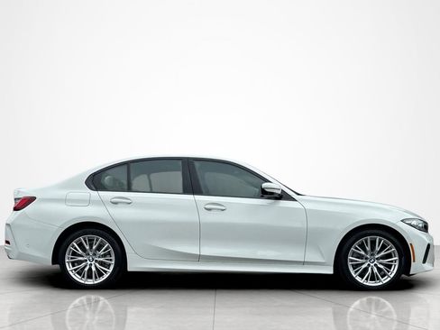 Used 2023 BMW 330i Sedan w/ Parking Assistance Package RWD image 6