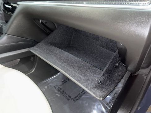 Certified 2025 Cadillac XT5 Sportv w/ Technology Package image 32