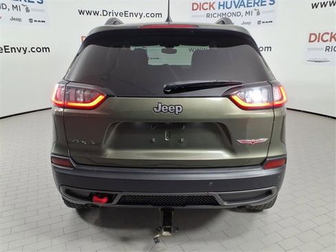 Used 2020 Jeep Cherokee Trailhawk w/ Cold Weather Group image 5