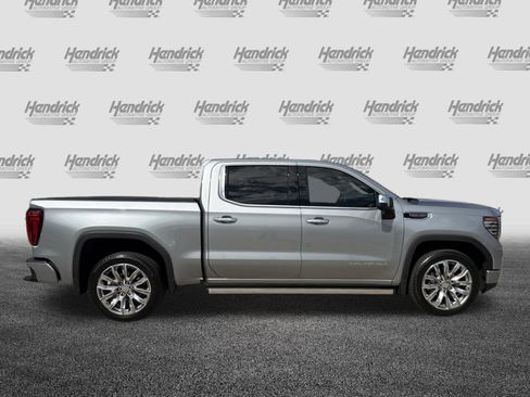 Used 2025 GMC Sierra 1500 Denali AWD/4WD image 11