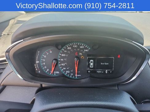 Used 2022 Chevrolet Trax LT w/ Driver Confidence Package AWD/4WD image 7