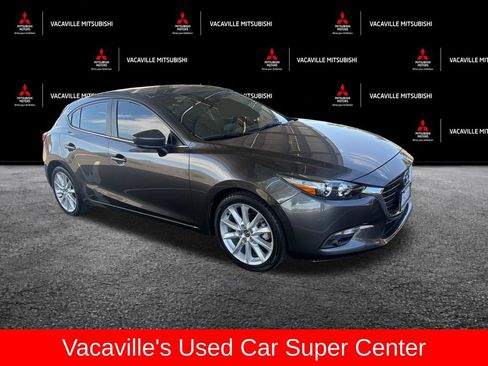 Used 2017 MAZDA MAZDA3 Grand Touring FWD image 7