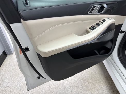 Used 2021 BMW X5 M50i w/ Executive Package AWD/4WD image 14