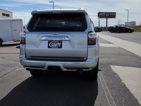 Used 2024 Toyota 4Runner Limited AWD/4WD image 3