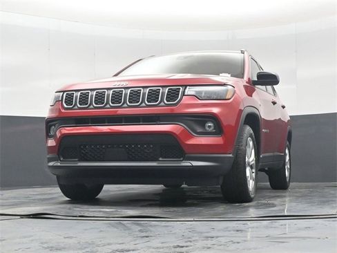 New 2026 Jeep Compass Latitude image 44