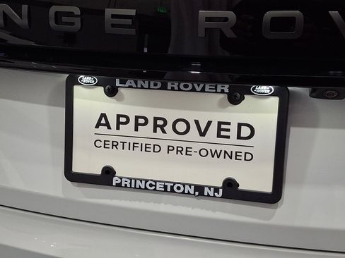 Certified 2026 Land Rover Range Rover Velar Dynamic SE image 30