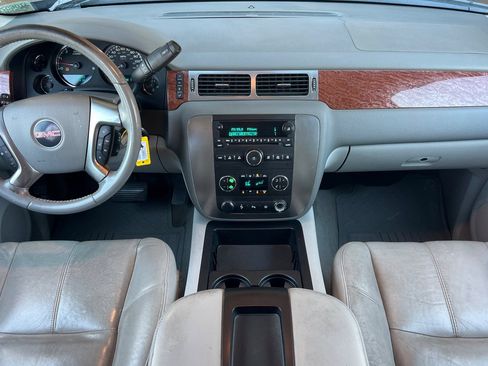 Used 2007 GMC Sierra 2500 SLT w/ Convenience Package AWD/4WD image 13