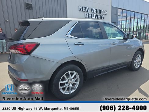 Used 2023 Chevrolet Equinox LT AWD/4WD image 9
