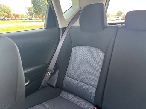 Used 2025 Kia Soul LX w/ LX Technology Package FWD image 36