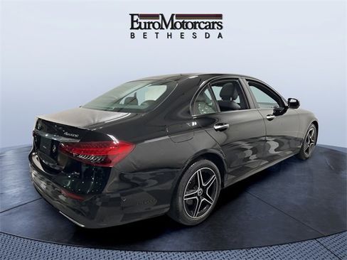 Certified 2022 Mercedes-Benz E 350 4MATIC Sedan image 5