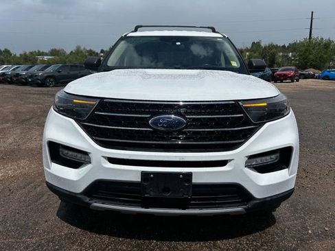 Used 2020 Ford Explorer XLT w/ Equipment Group 202A AWD/4WD image 9