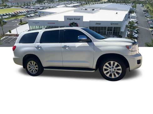 Used 2014 Toyota Sequoia Platinum image 11