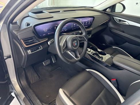 Used 2024 Buick Envision Sport Touring AWD/4WD image 8