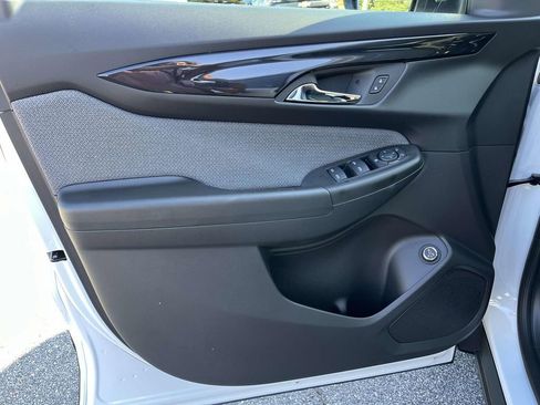 New 2026 Chevrolet TrailBlazer LT w/ Convenience Package FWD image 17